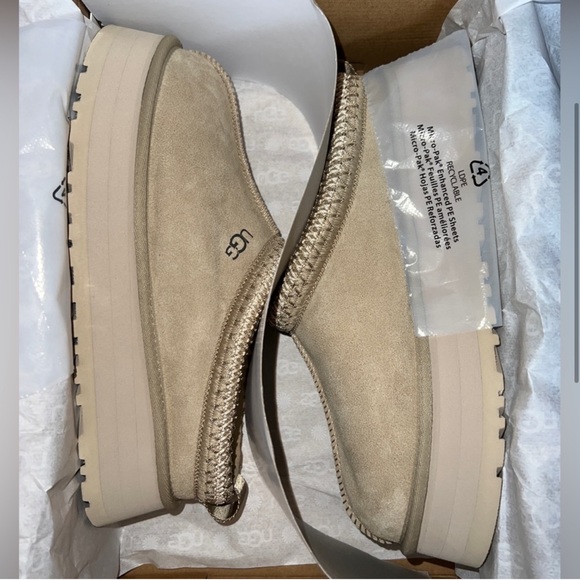 Ugg Tazz Slipper - Mustard Seed (Size 9) RUNS SMALL - Picture 4 of 5